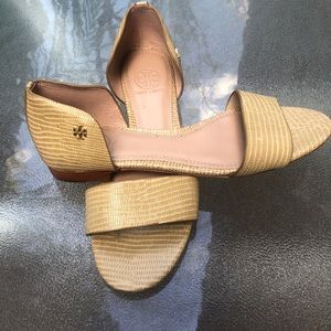 Women’s shoes , beige , summer shoes
